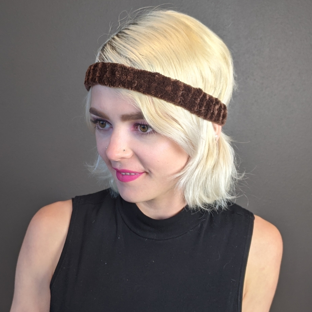 Velvety chocolate brown knit 1" headband